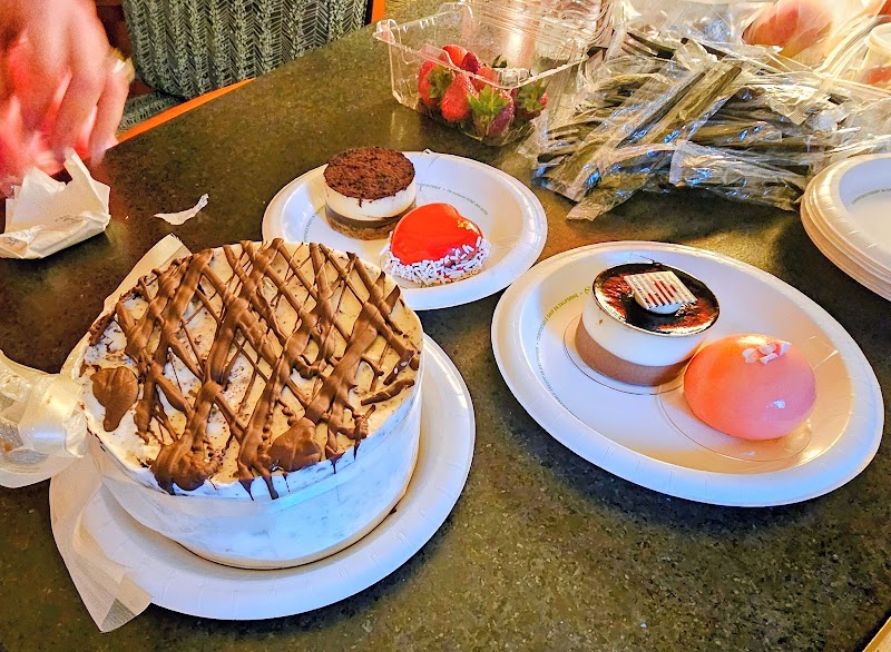 Figaro Dessert Cafe photo 2