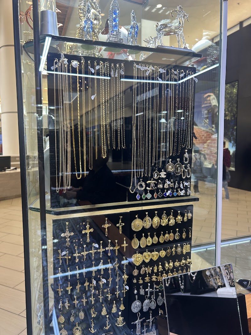 Jadel Jewelers photo 2