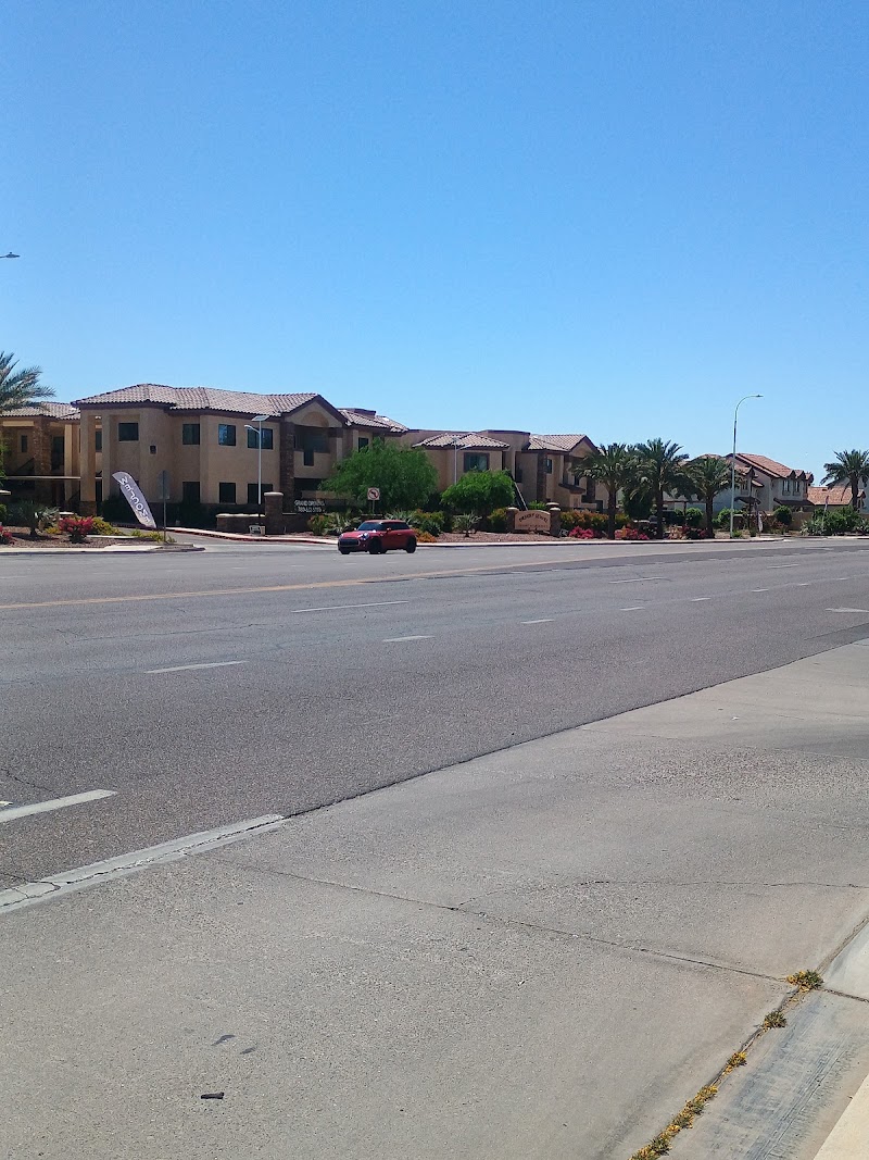Elliot Rd & Arizona Av photo 3