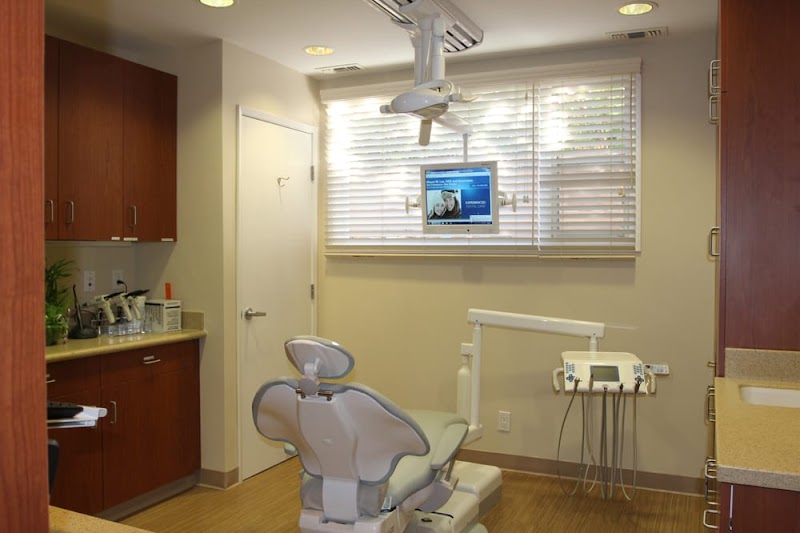 Wayne W Lee DDS and Associates photo 2