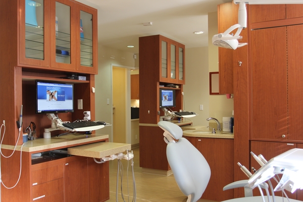 Photo of Wayne W Lee DDS and Associates