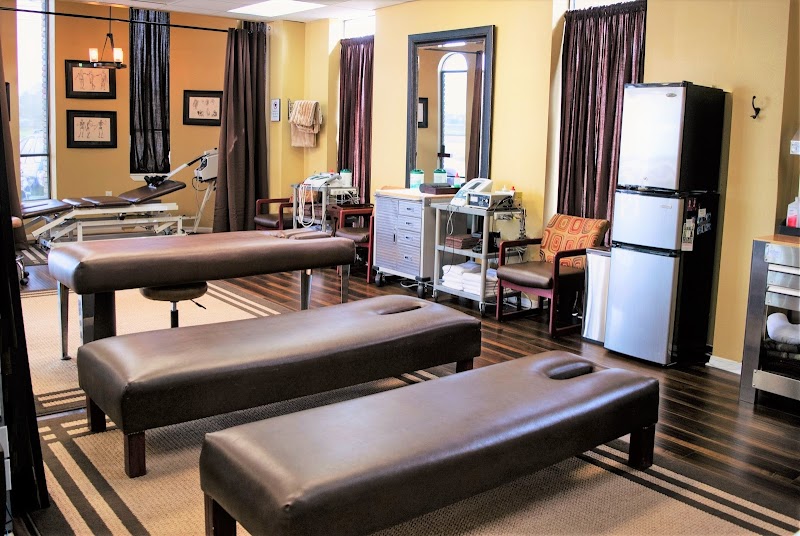 aAvancé Chiropractic Healthcare photo 3
