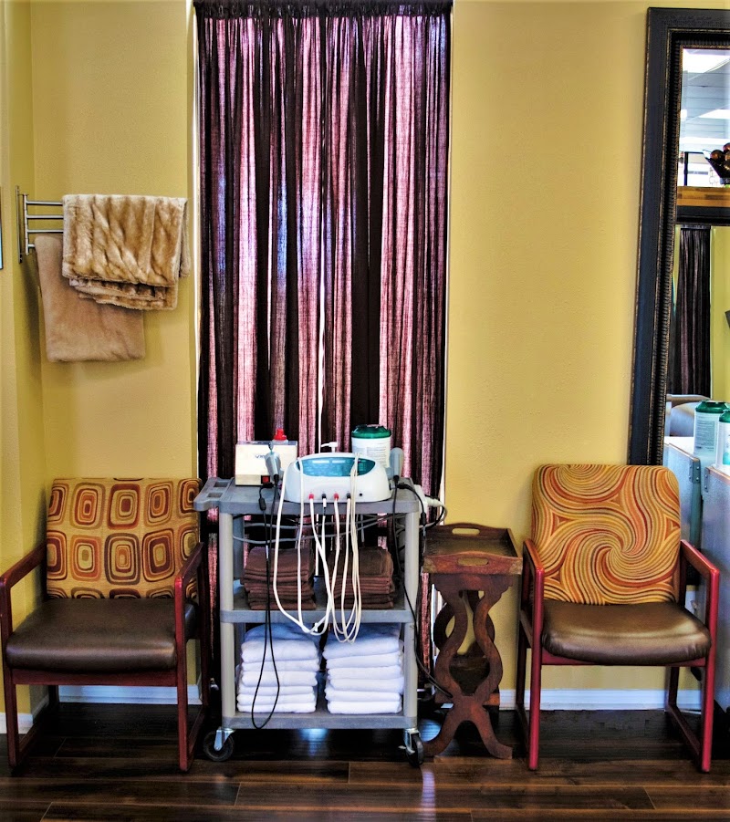 aAvancé Chiropractic Healthcare photo 4