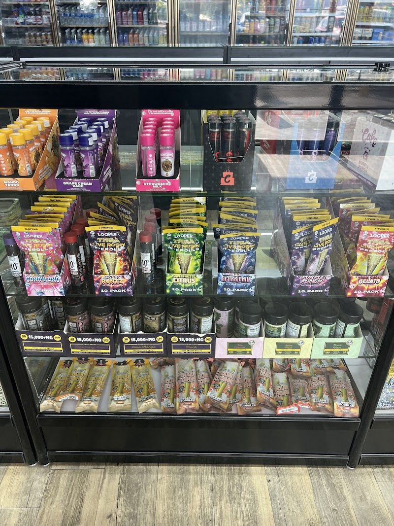 Gibsonton Smoke Shop photo 2
