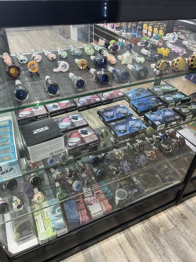 Gibsonton Smoke Shop photo 3
