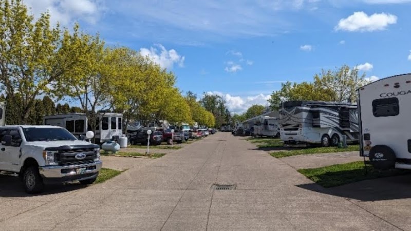 Blue Ox RV Park photo 5
