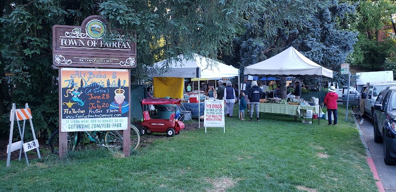 Fairfax Seasonal Farmer's Market photo 3