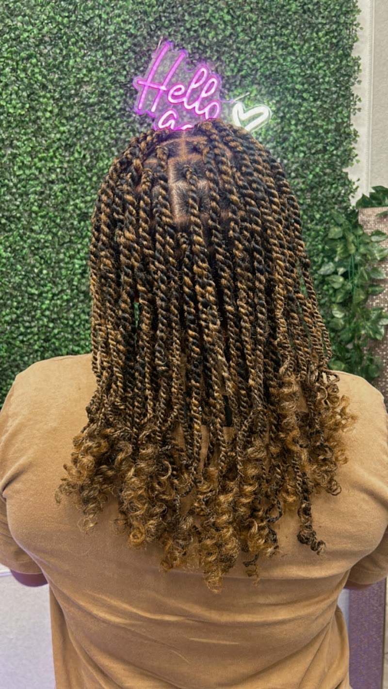 Blowouts, Braids & Beauty Bar photo 3