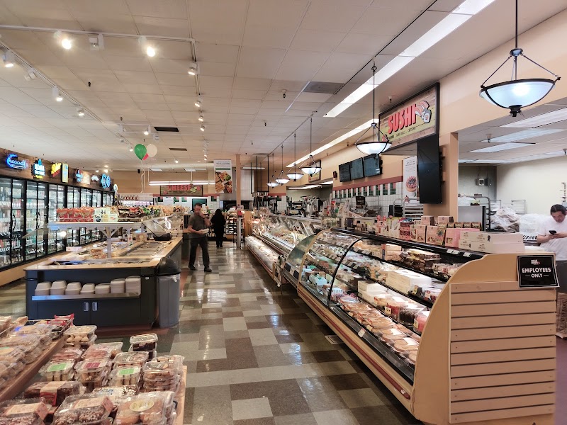Bayhill Shopping Center photo 2