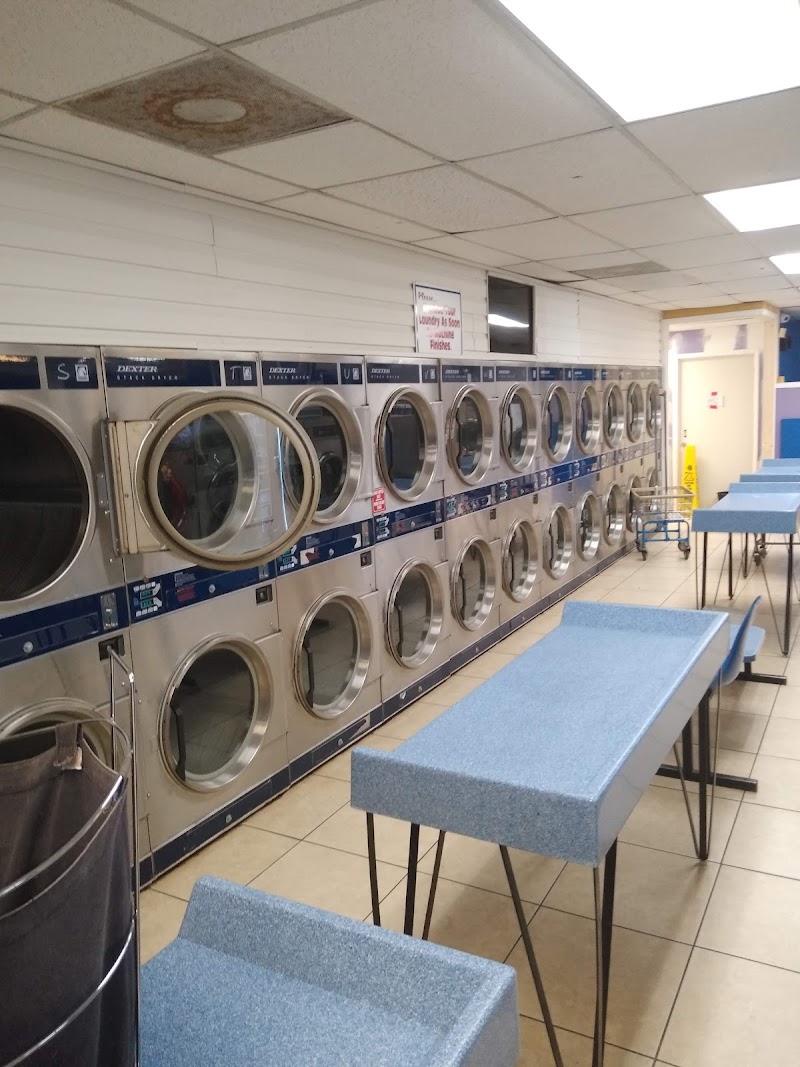 Laundromat photo 3