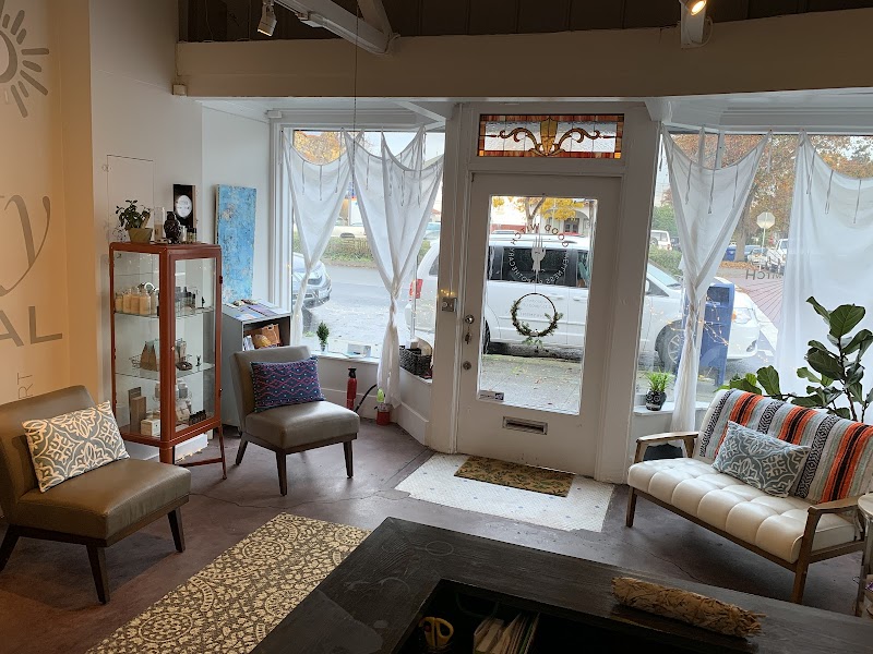 Good Witch Wellness & Apothecary photo 4