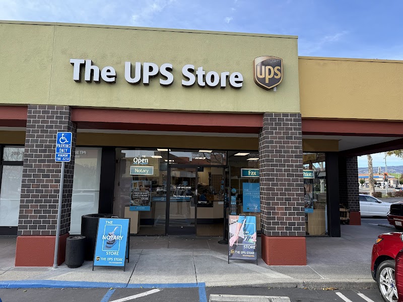 The UPS Store photo 2