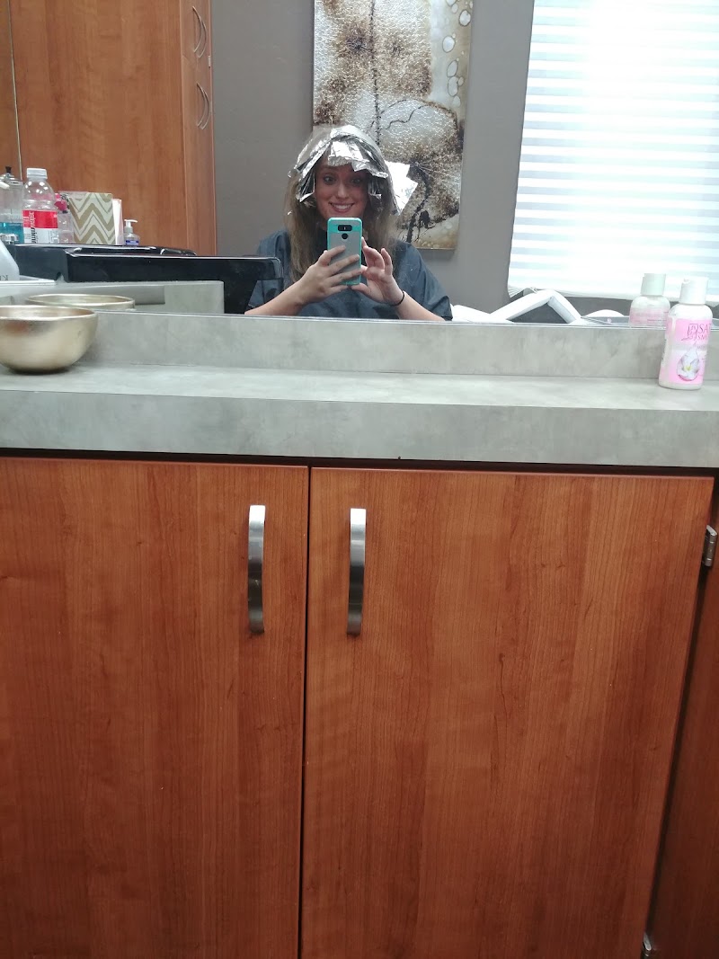Sola Salons photo 5