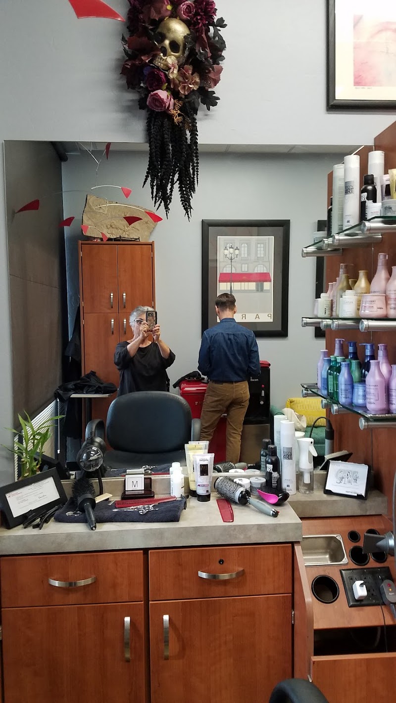 Sola Salons photo 2