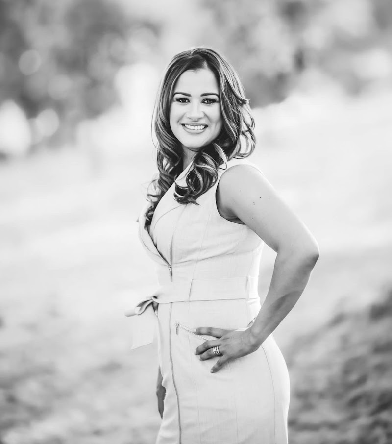 Julie Martinez – Bay Area Real Estate Agent photo 4