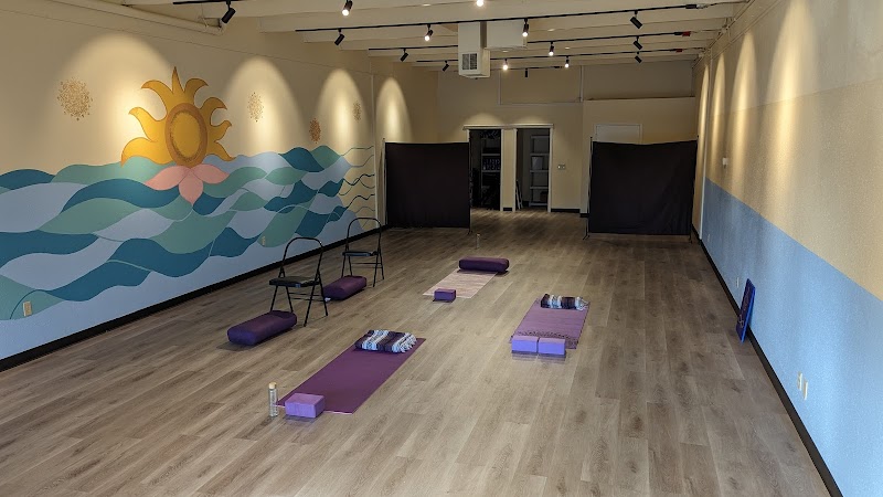 KARUNA - Yoga With Compassion photo 2