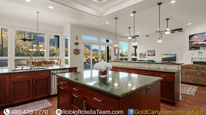 Discover Gold Canyon-Robin Rotella Real Estate Team photo 4