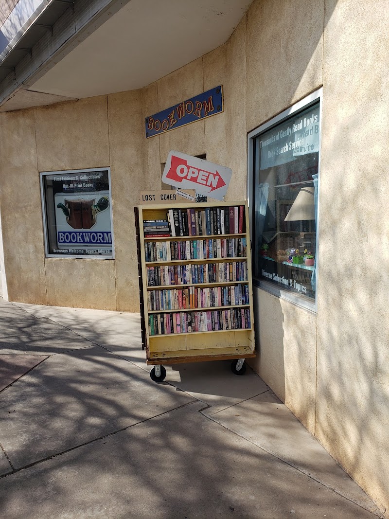 Photo of Ye Old Bookworm