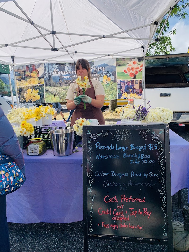 Saratoga Farmers' Market at West Valley College photo 4