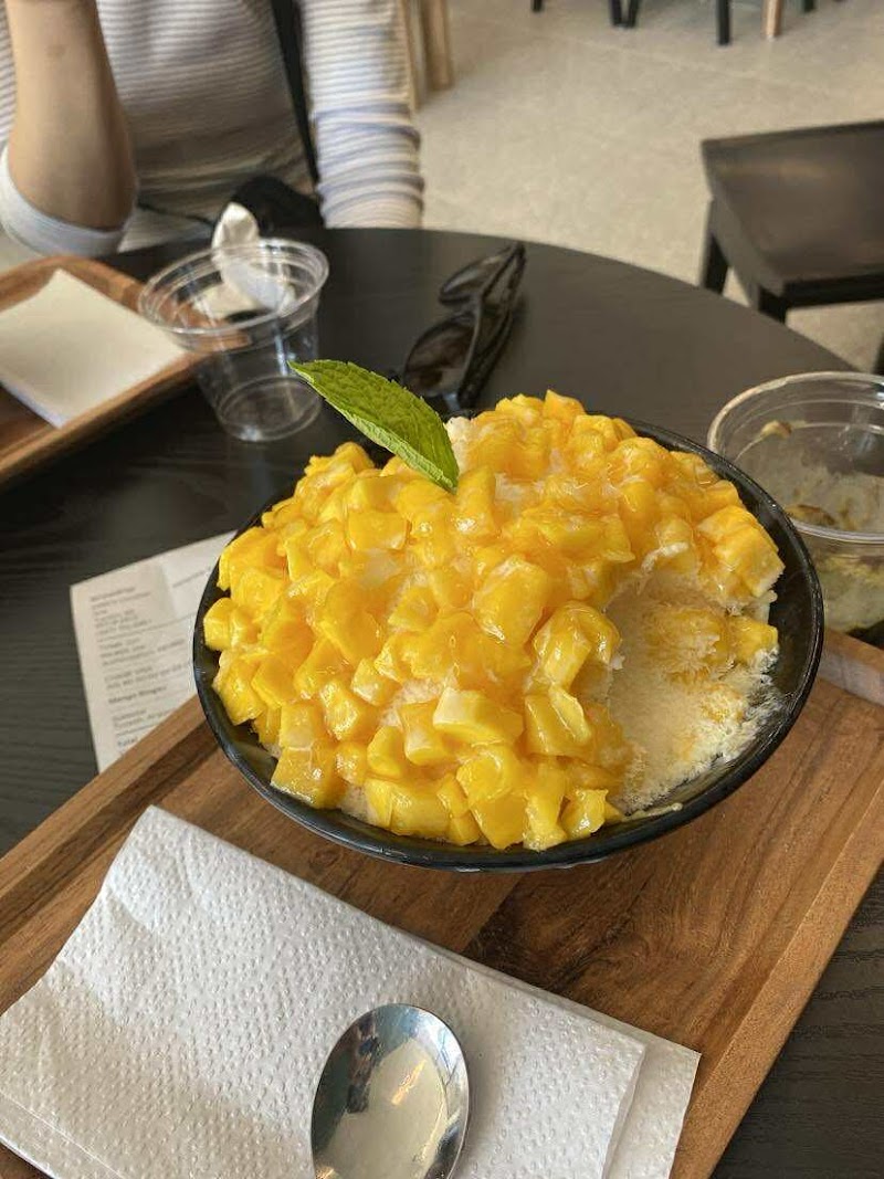 Snowdrop Korean Shaved Ice photo 4