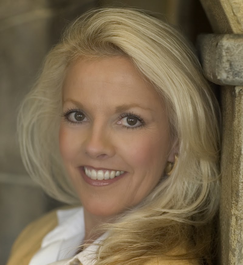 Photo of Dawn Smallwood Real Estate Team | MBA, Broker