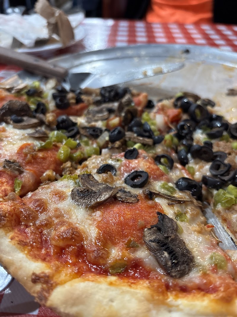 G & F Pizza Palace photo 2
