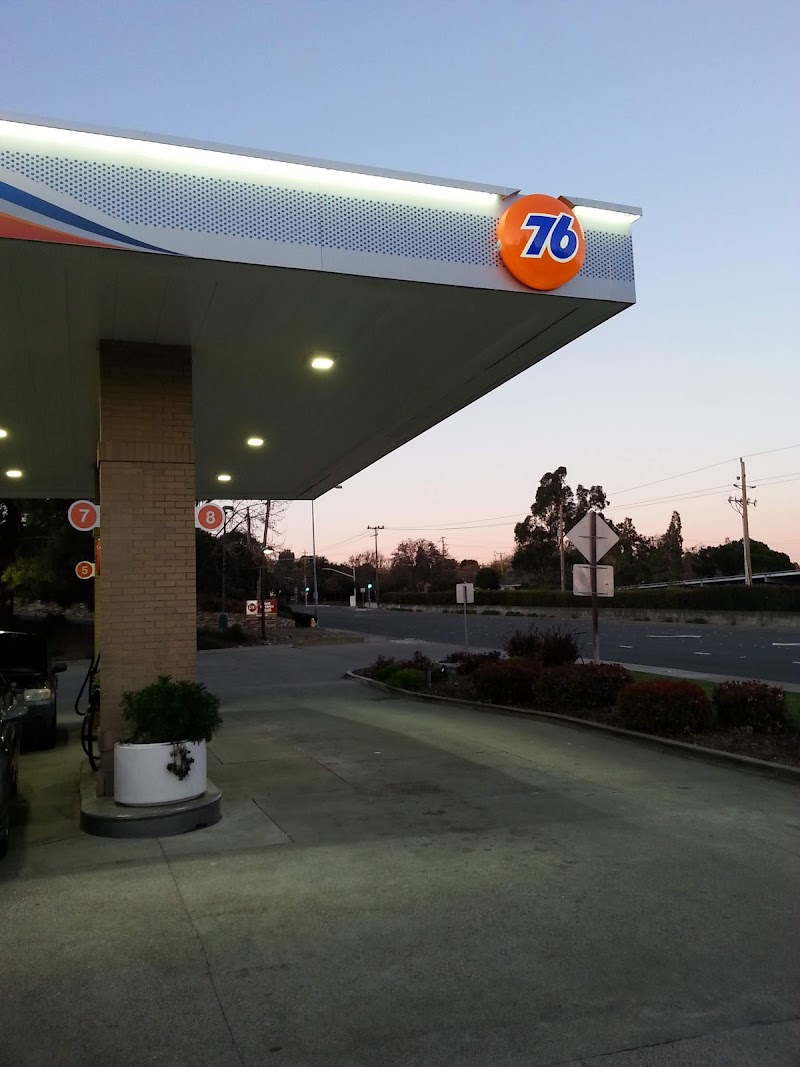 Photo of 76