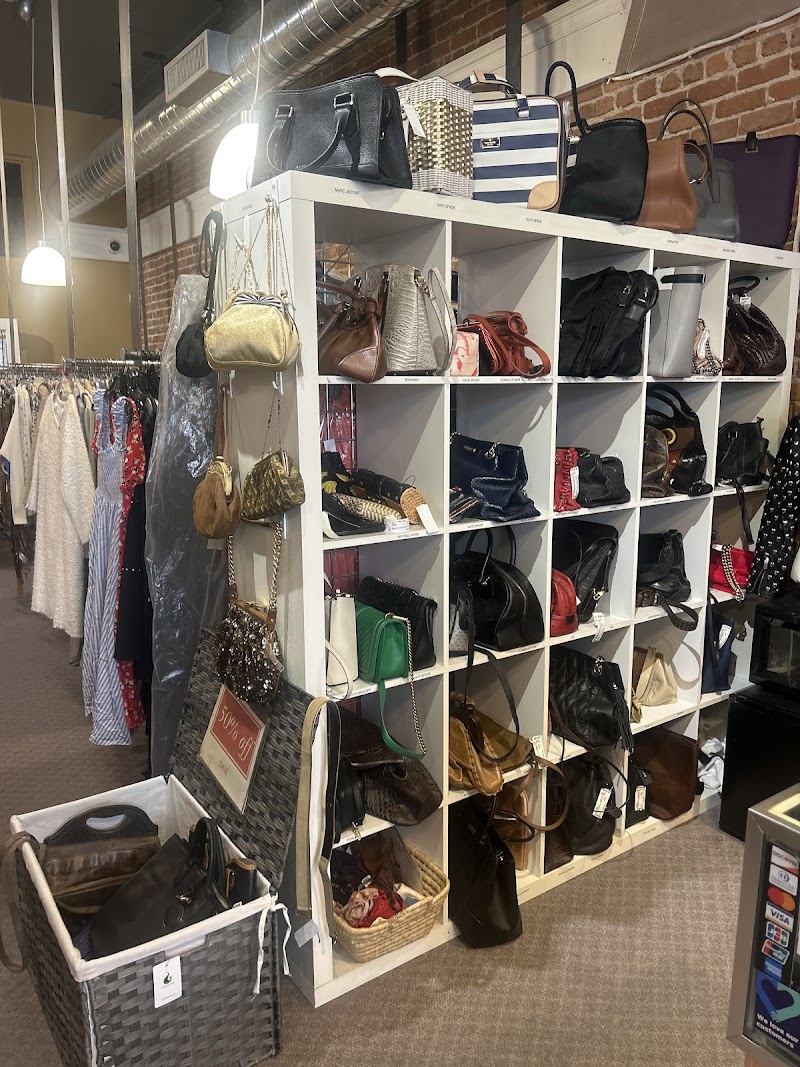 Vicki's Secret-Designer Consignment photo 4