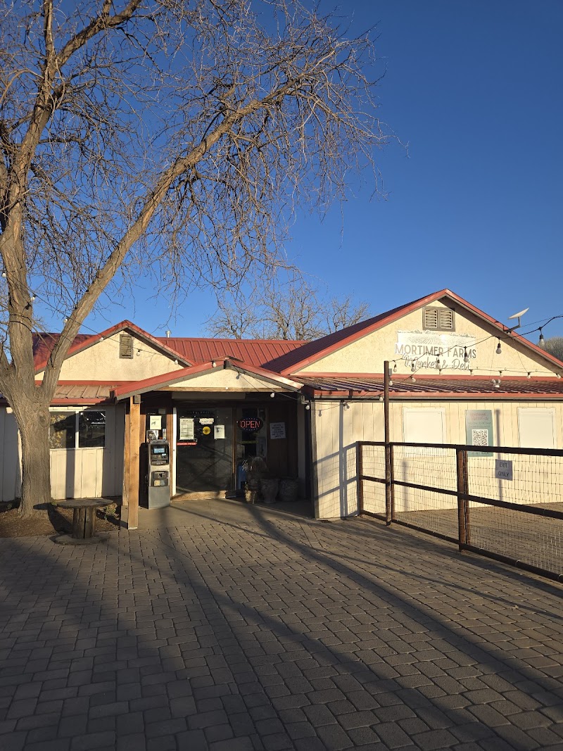 Mortimer Farms Market & Deli photo 4