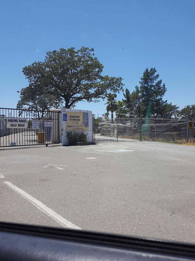Windsor Storage photo 2