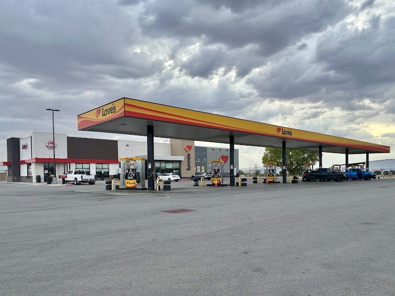 Love's Travel Stop photo 2