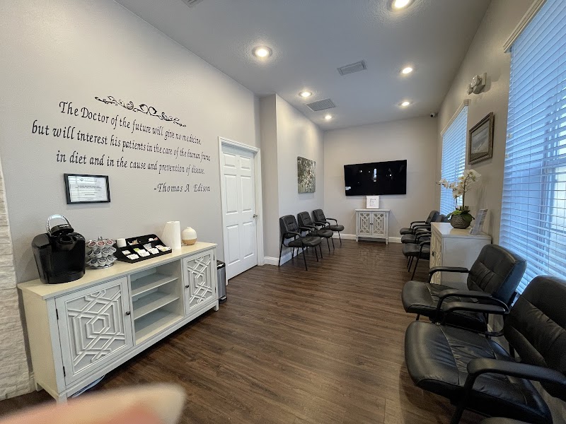 Valrico Spine and Rehab Center photo 3