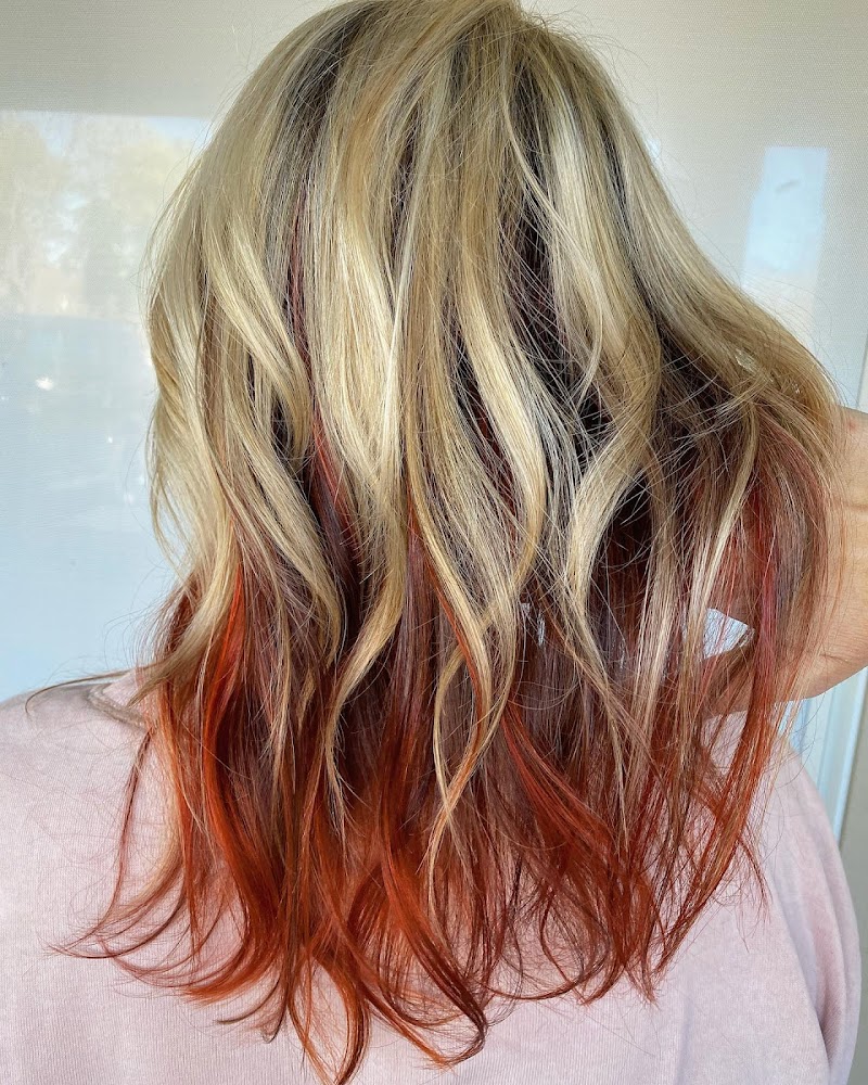 Tease Hair Studio photo 4