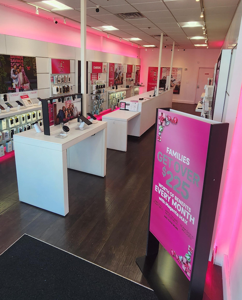 T-Mobile Authorized Retailer photo 4