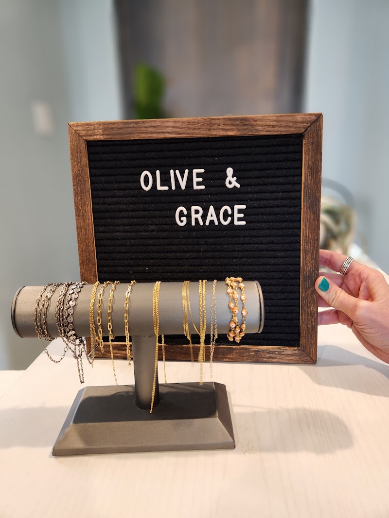 Olive and Grace photo 3