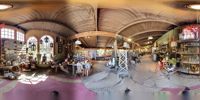 The Good Earth Garden Center photo 3