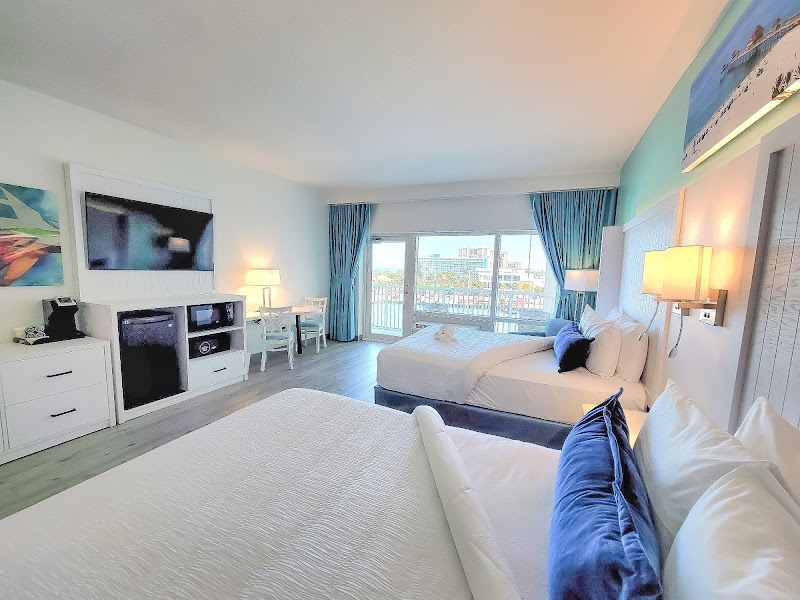 ChartHouse Hotel on Clearwater Beach Marina photo 2