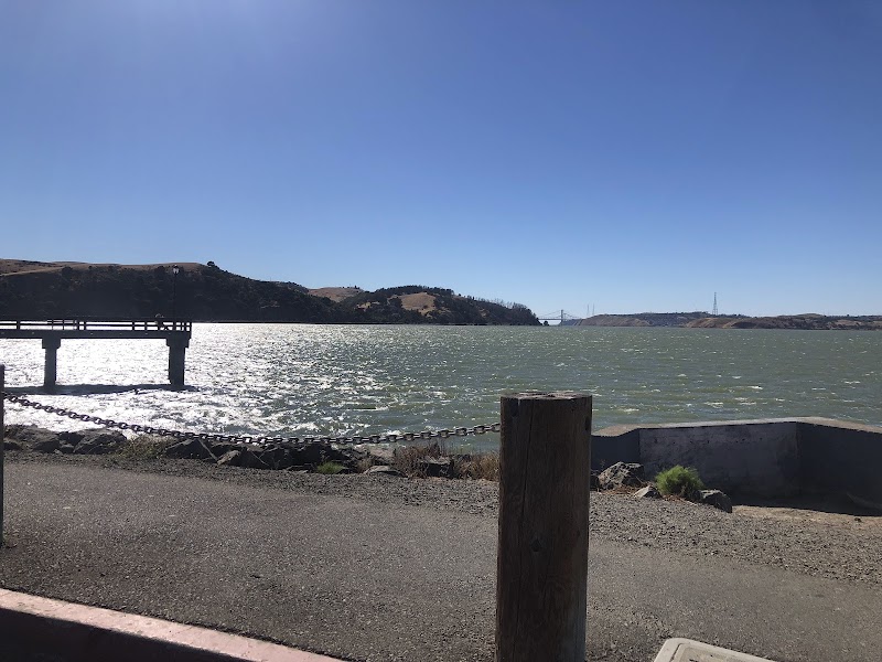 Benicia Fishing Pier photo 5