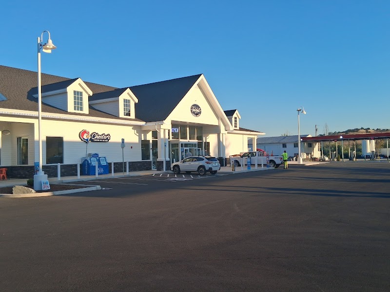 Talent Truck Stop photo 3