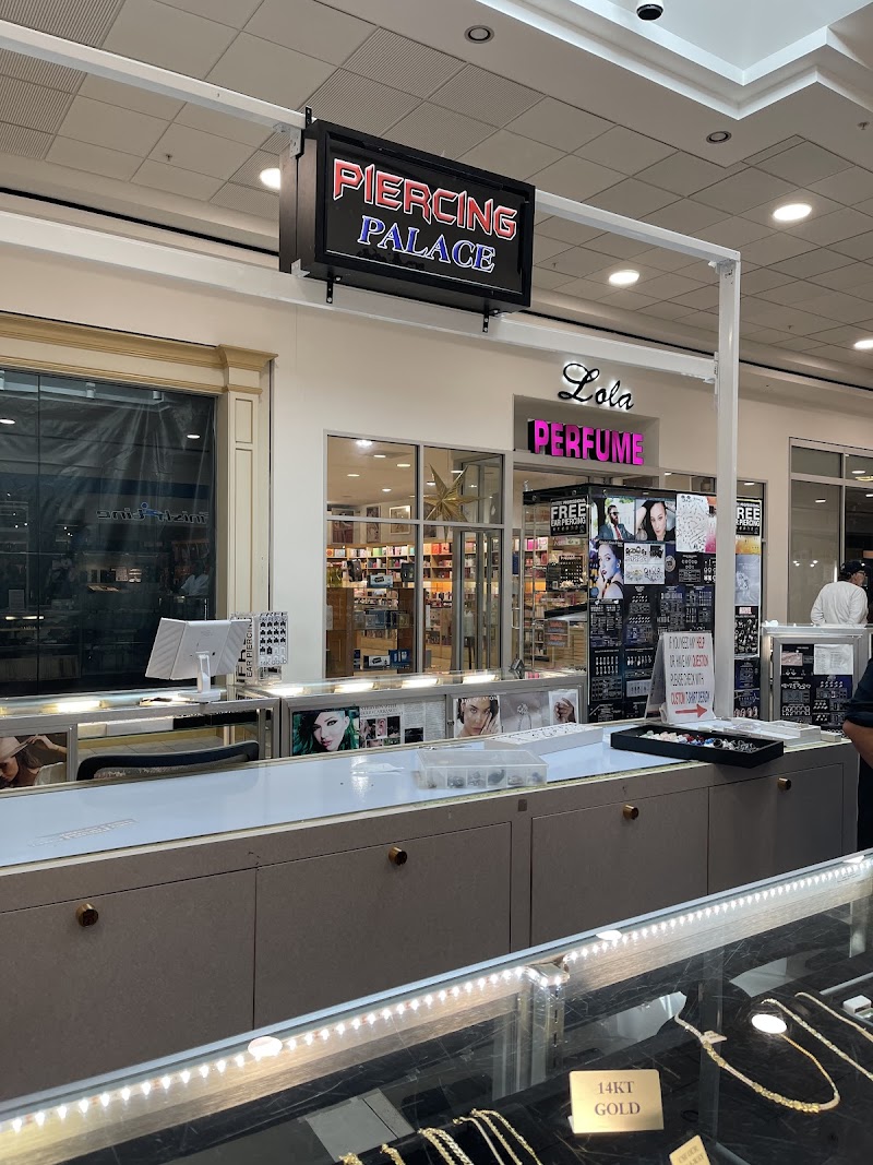 Photo of Piercing palace jewelry