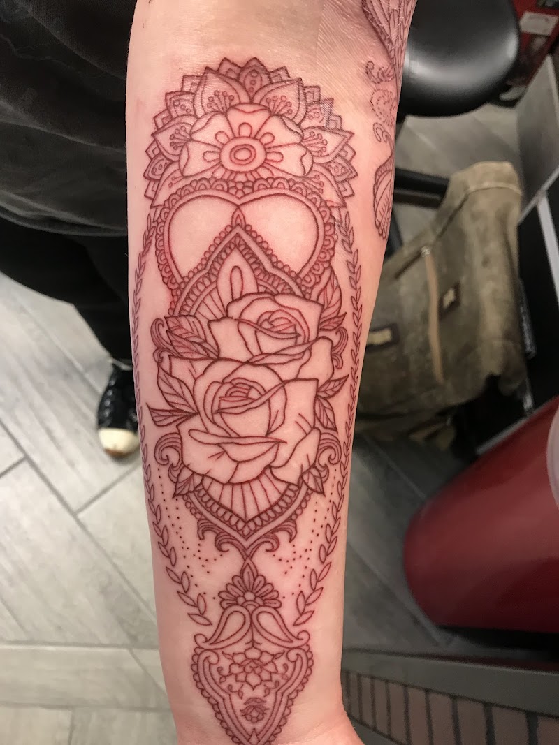 Fleshstains Tattoo Parlour photo 3