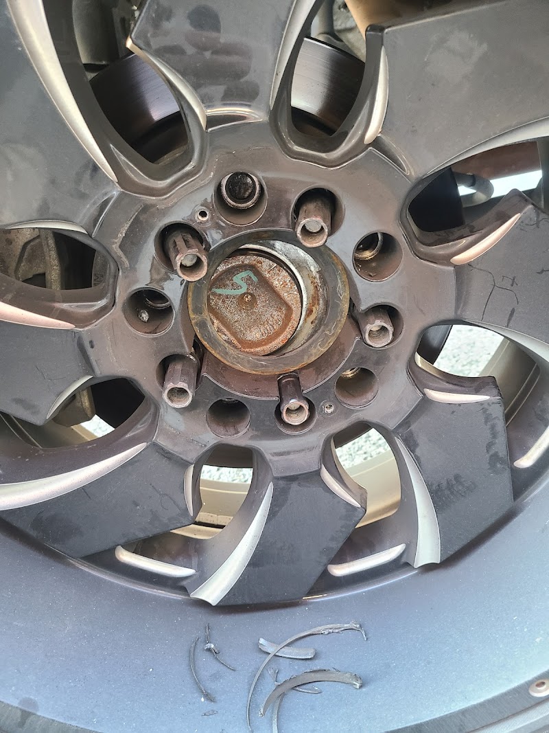 E-Z Tire Shop photo 5