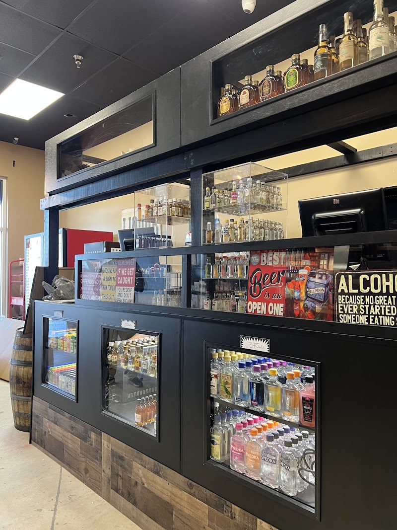 S & W Liquor’s Park 66 photo 3