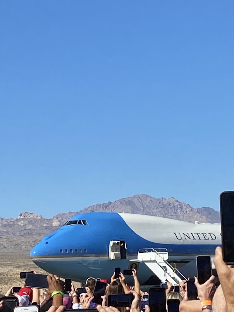 Laughlin/Bullhead International Airport photo 4