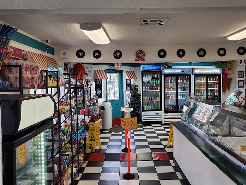 Hudson Beach Ice Cream Parlor photo 5