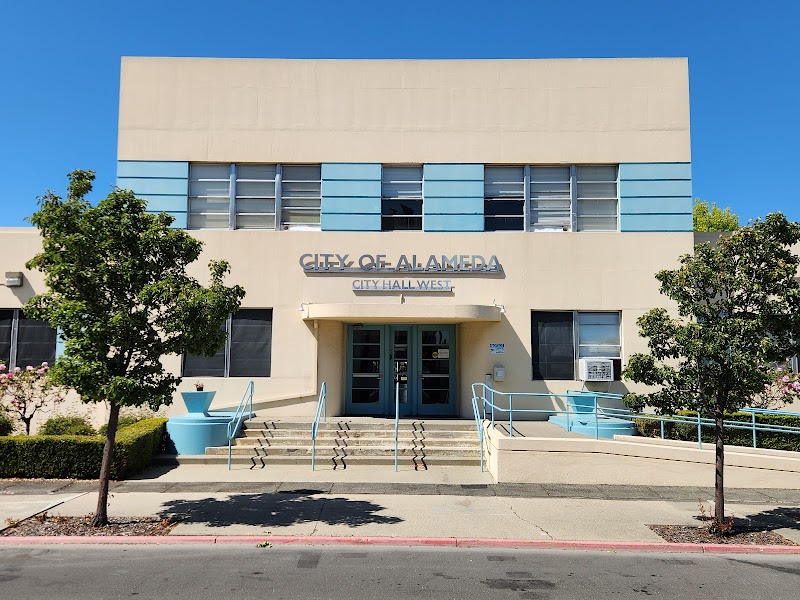 Photo of Alameda City Hall West
