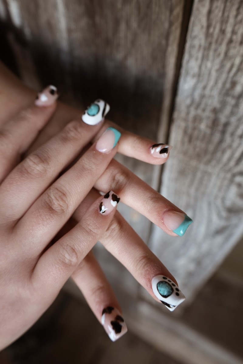 Vay Beauty Salon & Co. photo 3