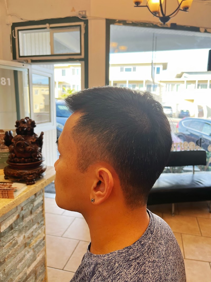 Gorgeous hair and beauty salon photo 5