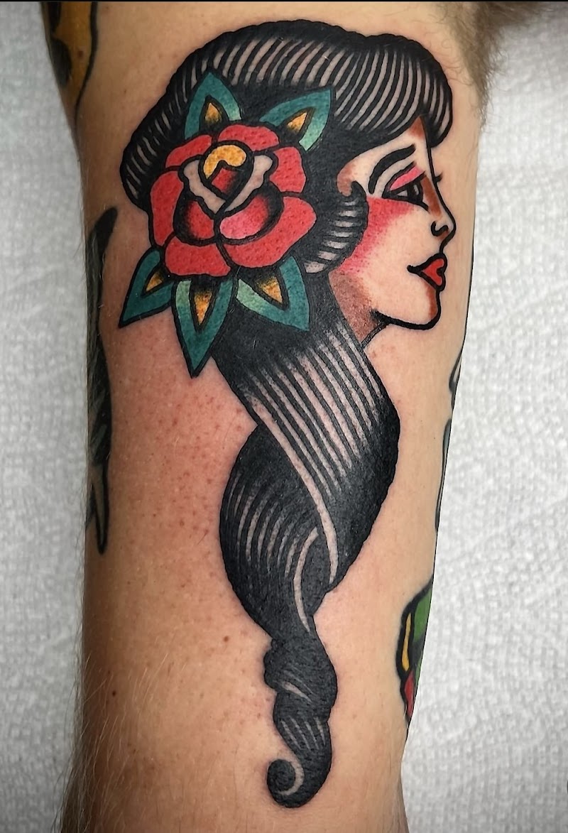 Freedom Tattoo Parlor photo 4