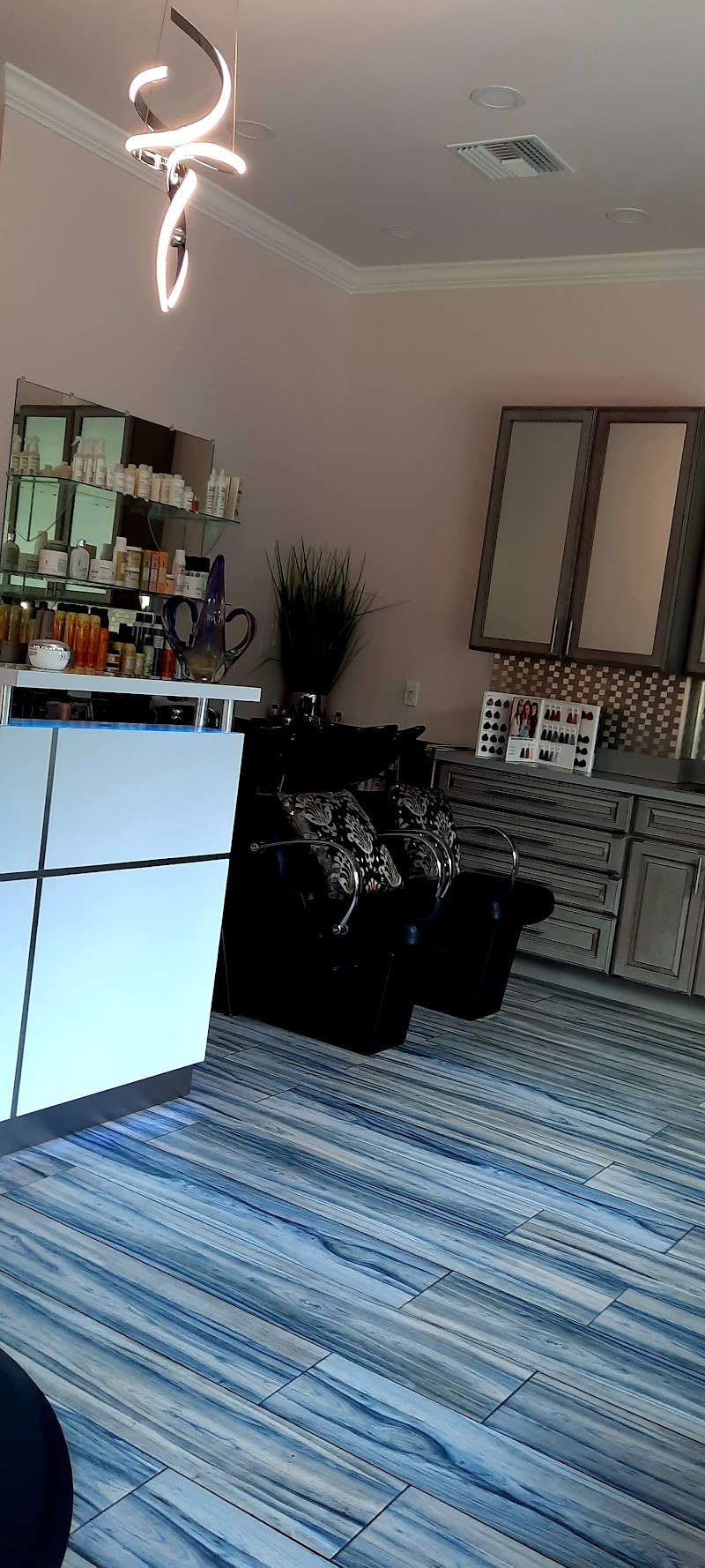 Valbona Salon photo 4